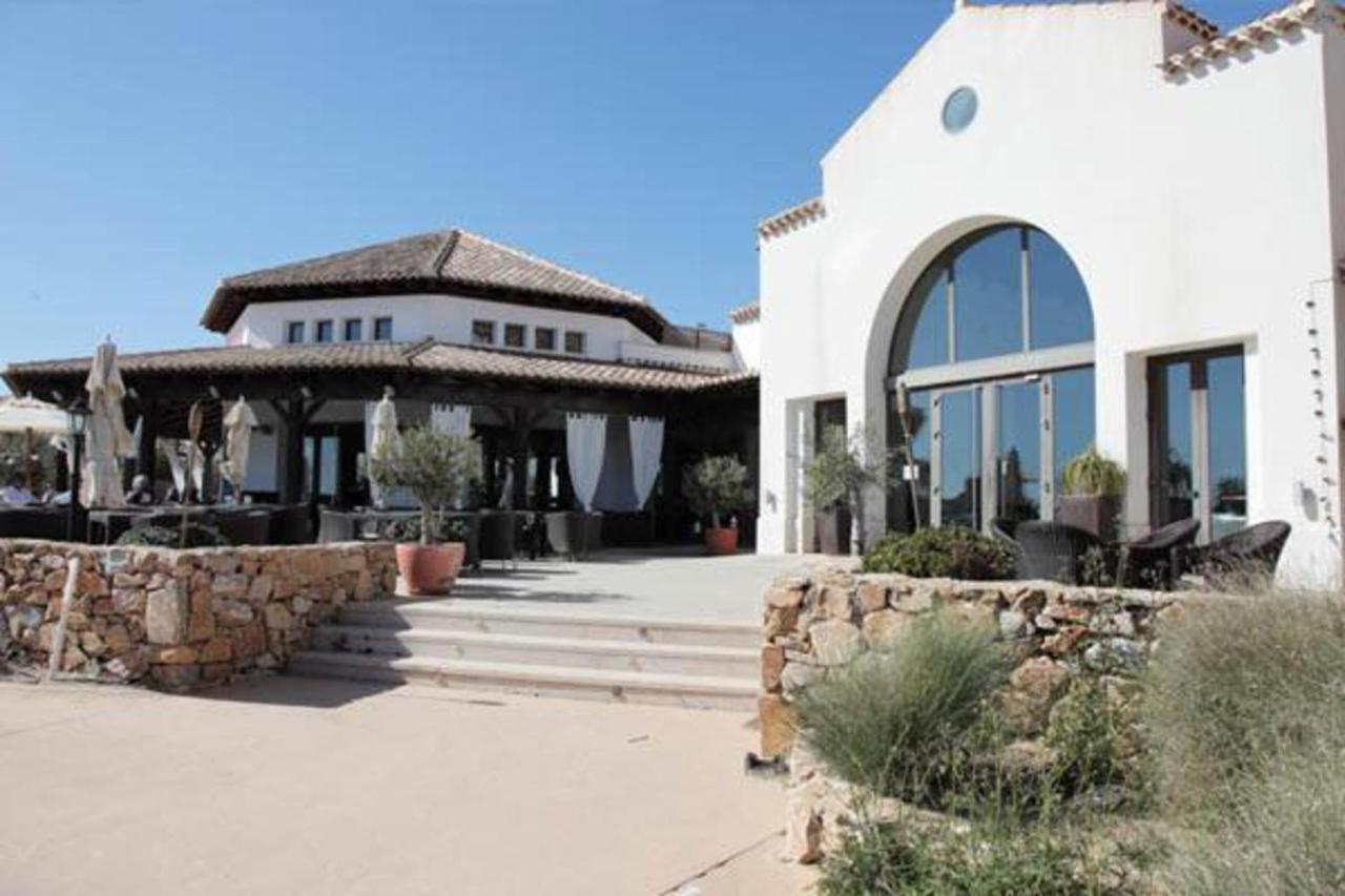 Three Bedroom Luxury Villa El Valle Golf Resort Banos y Mendigo Екстериор снимка