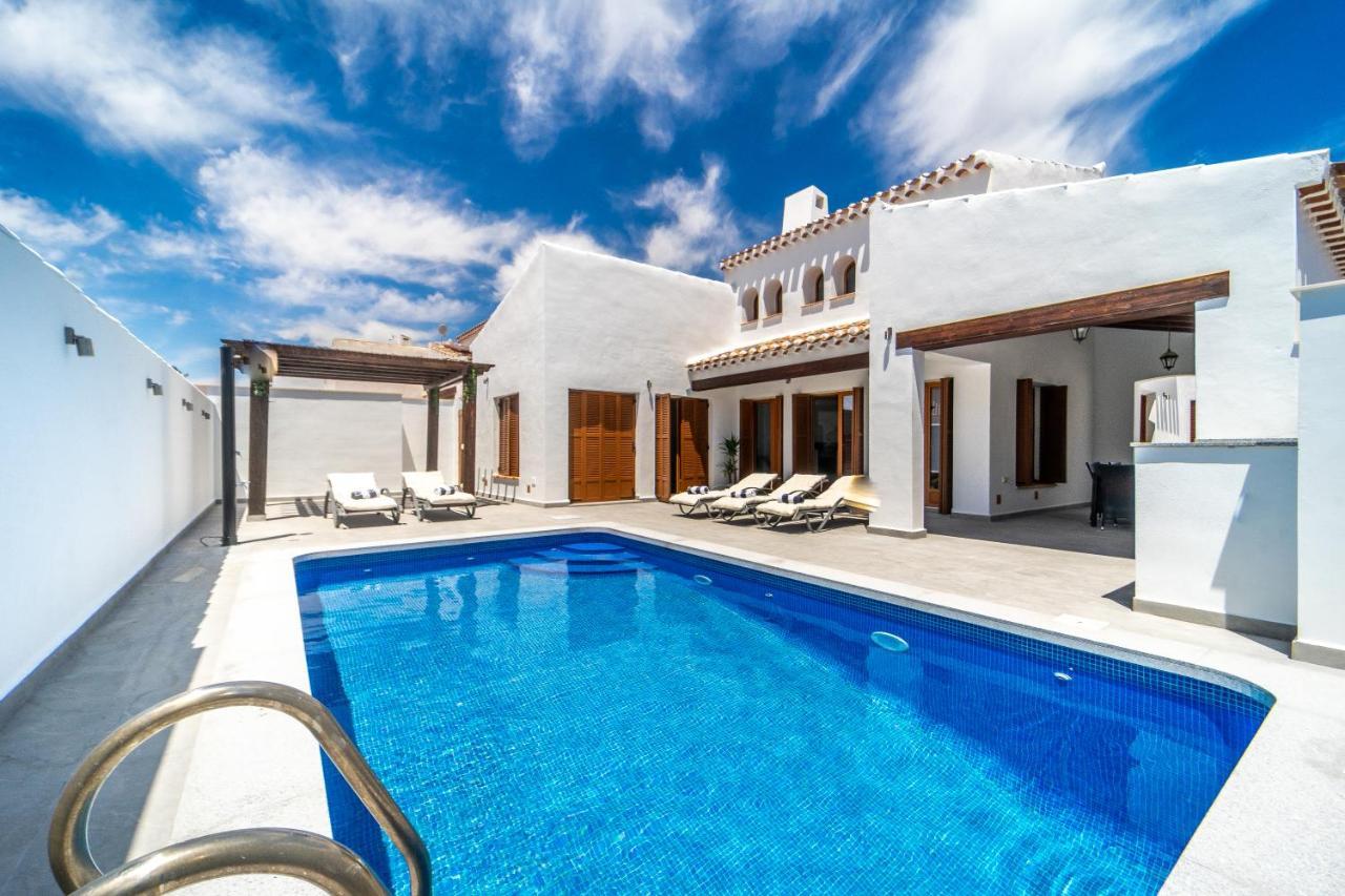 Three Bedroom Luxury Villa El Valle Golf Resort Banos y Mendigo Екстериор снимка