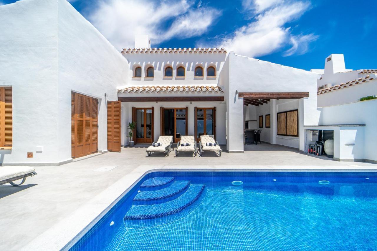 Three Bedroom Luxury Villa El Valle Golf Resort Banos y Mendigo Екстериор снимка