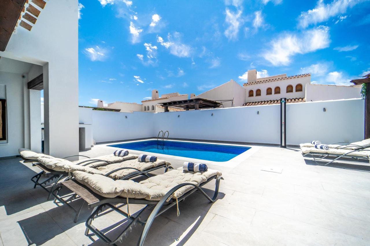Three Bedroom Luxury Villa El Valle Golf Resort Banos y Mendigo Екстериор снимка