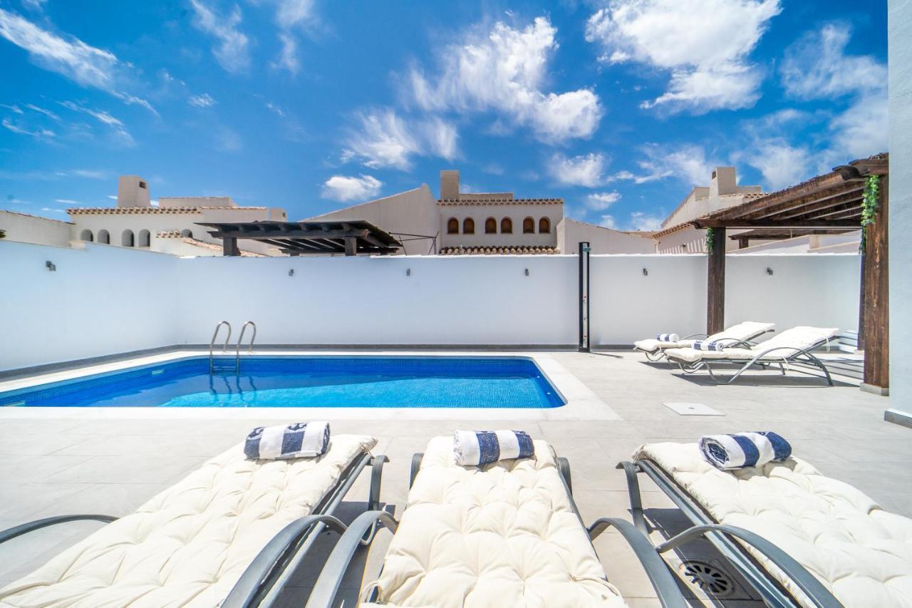 Three Bedroom Luxury Villa El Valle Golf Resort Banos y Mendigo Екстериор снимка